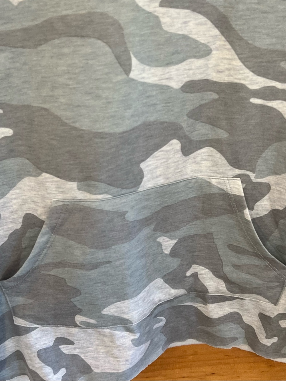 TRUSELF Hoodie Camo Long Sleeve Soft Light Gray M Hooded Pullover Sweatshirt - Picture 2 of 5